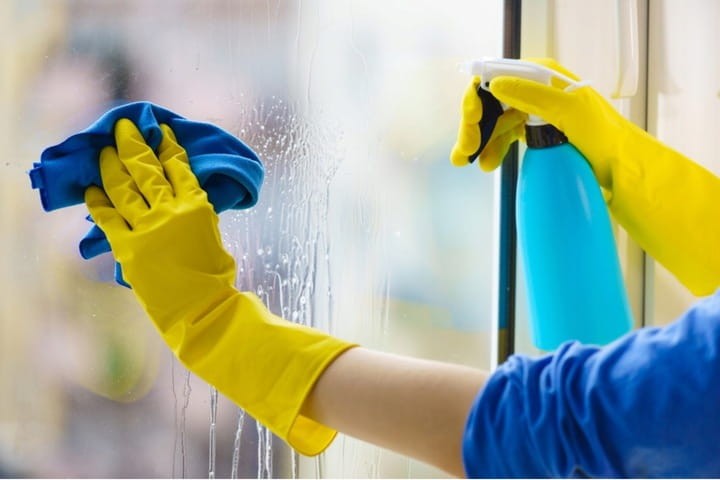 Rękawice Gospodarcze MERCATOR yellow – Lateksowe, Żółte, 1 para, Zwiększona Chwytność, rękawice w zastosowaniu